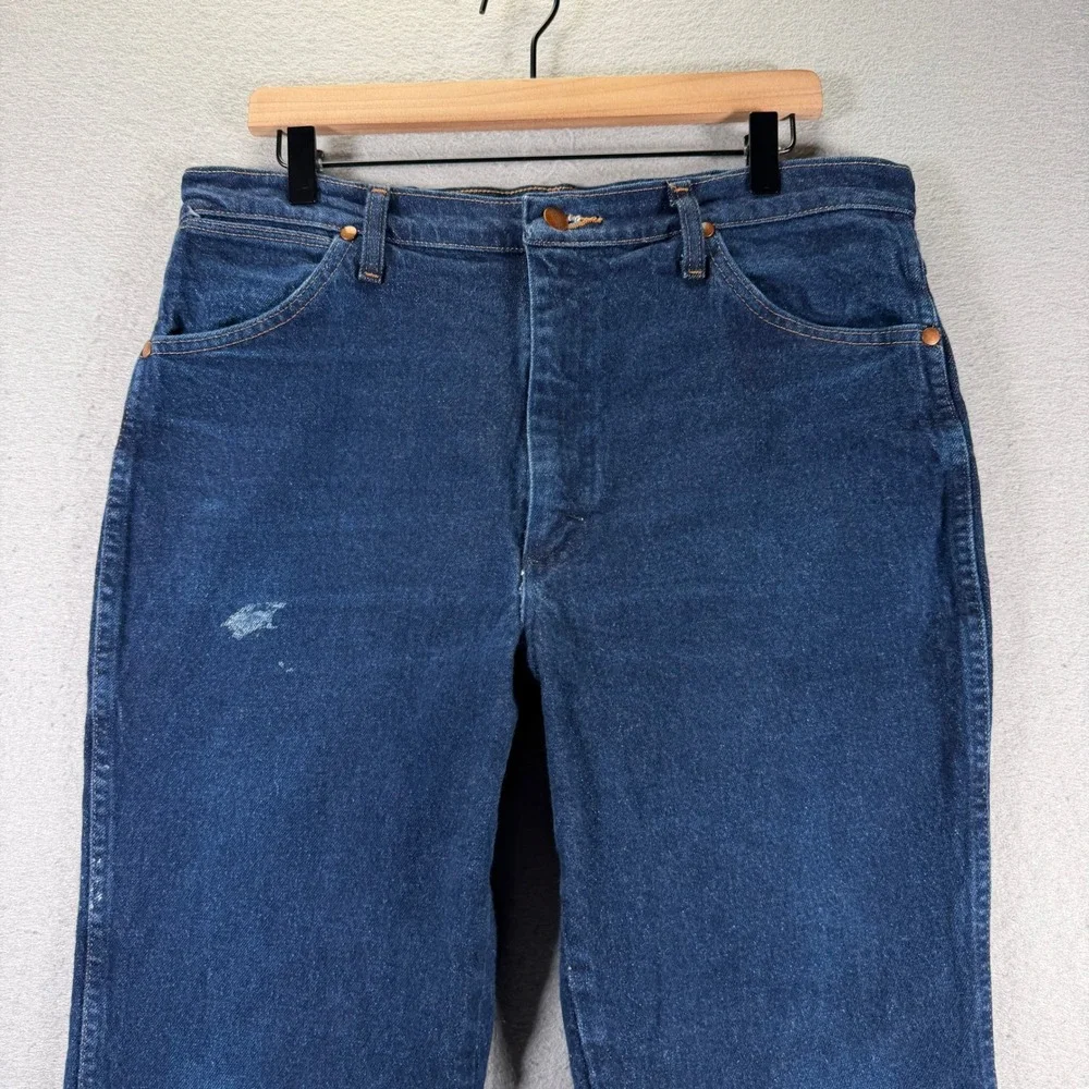 Wrangler Mens Dark Wash Straight Leg Jeans 36x30 Distressed‎ Details Y2K